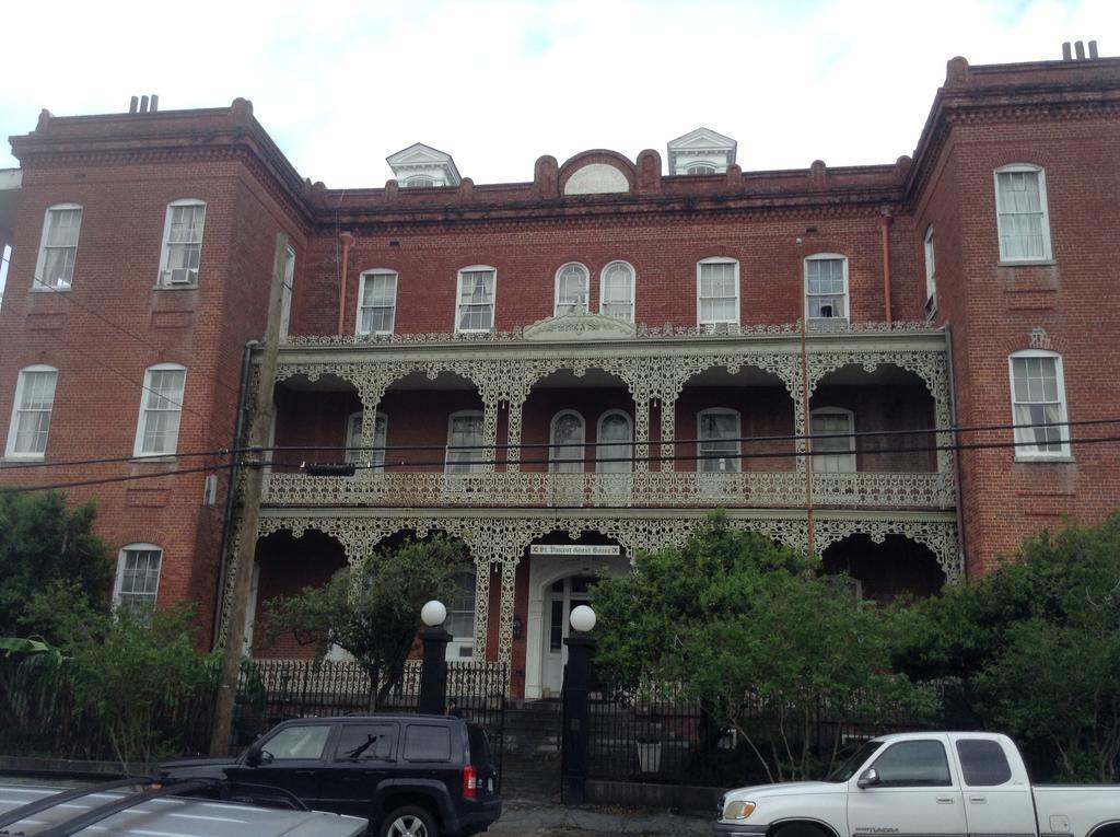 St Vincent'S Guest House New Orleans Exterior photo